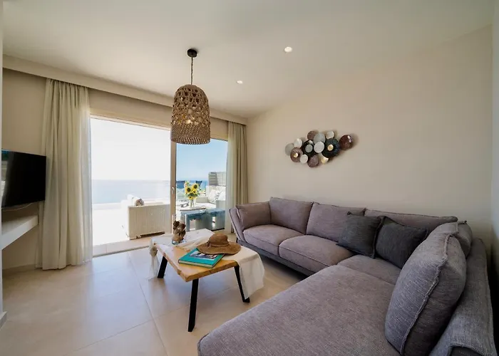 Tsimaras Villa *